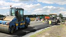 Rekonstrukce silnice E55 u Benešova, pátek 1. července 2016. 