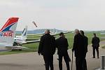 Návštěva prezidenta republiky Miloše Zemana na letišti Benešov v Nesvačilech.