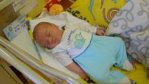 David Schärfer se rodičům Martině a Davidovi z Mžižovic narodil 22. srpna v 19.10 hodin, vážil 4430 gramů.