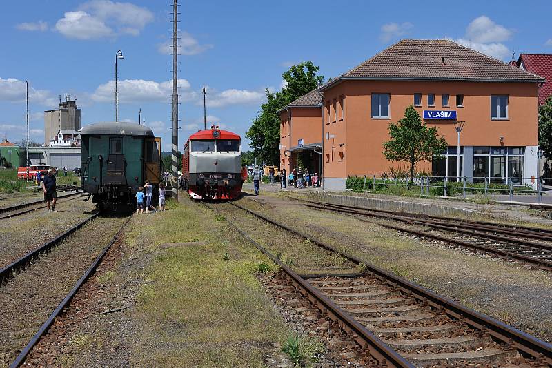 Lokomotivy potěšili ve Vlašimi milovníky vlaků. Zájemci si je prohlédli zvenku i zevnitř.