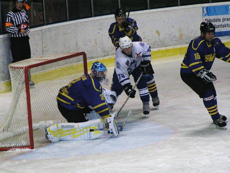 HC VHS Benešov – TJ SC Kolín (4:3)