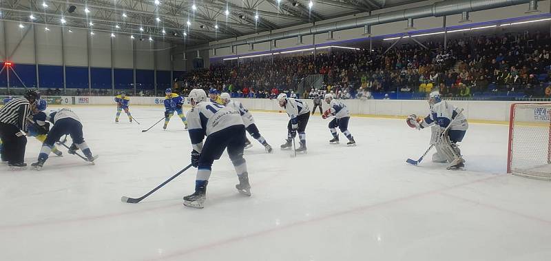 Hokejové derby Vlašim - Benešov.