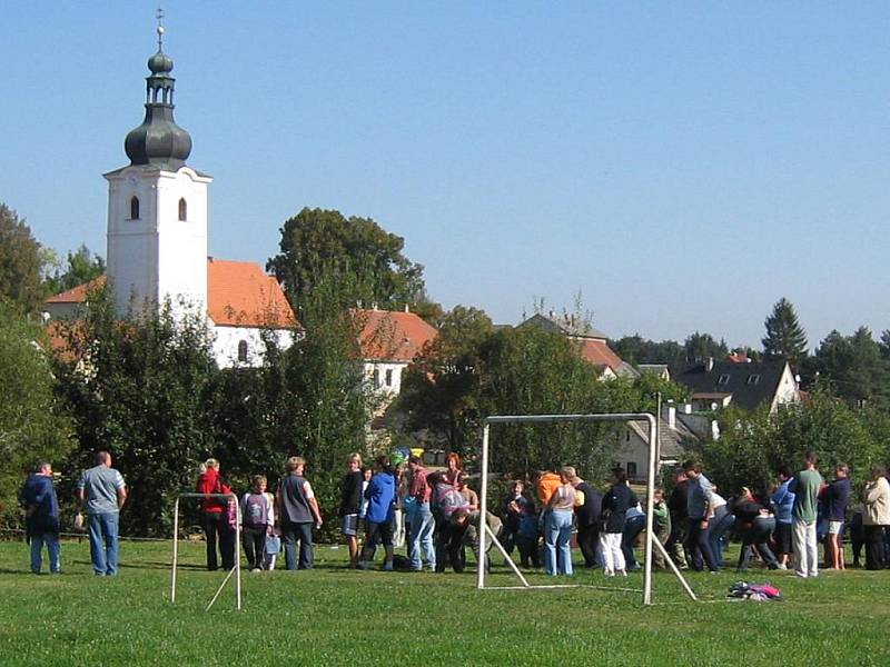 Vranovský program přehlídky hudeb doplnil sokolnický program. 