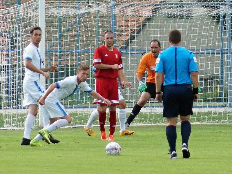 I. A třída: Votice - Libušín 2:1.