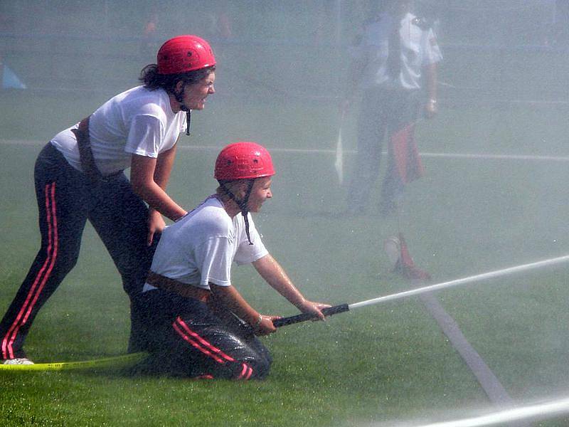 Okresní kolo soutěže v požárním sportu ve Vlašimi.