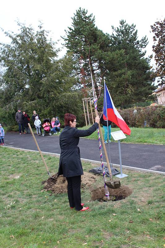 ZŠ Dukelská v Benešově oslavila 100. výročí vzniku ČSR.