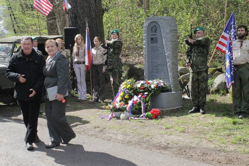 Pieta u pomníku americkým letcům na Konopišti.