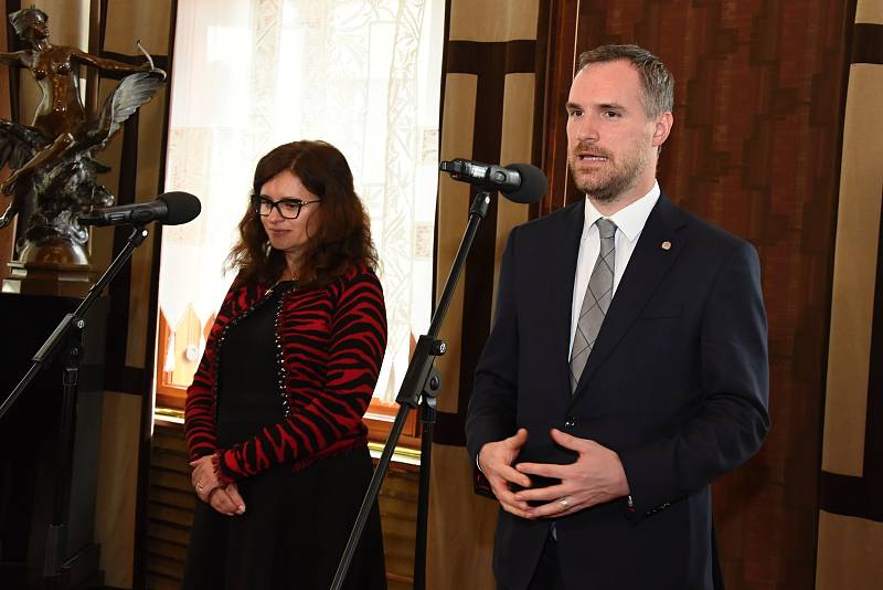 Z debaty radních Středočeského kraje a hlavního města Prahy v pondělí 9. září 2019.