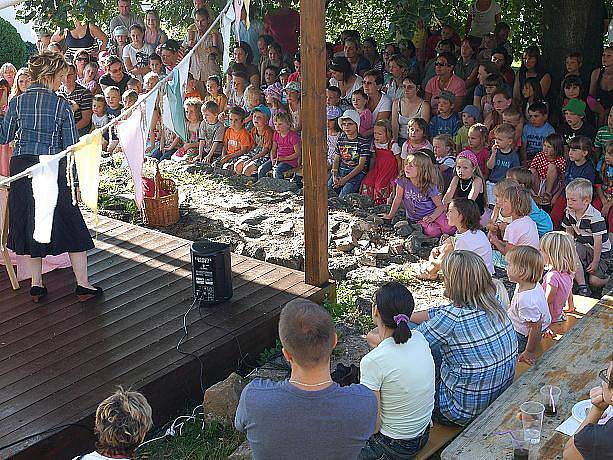 Loutková pohádka Princezna se zlatou hvězdou v Týnci. 