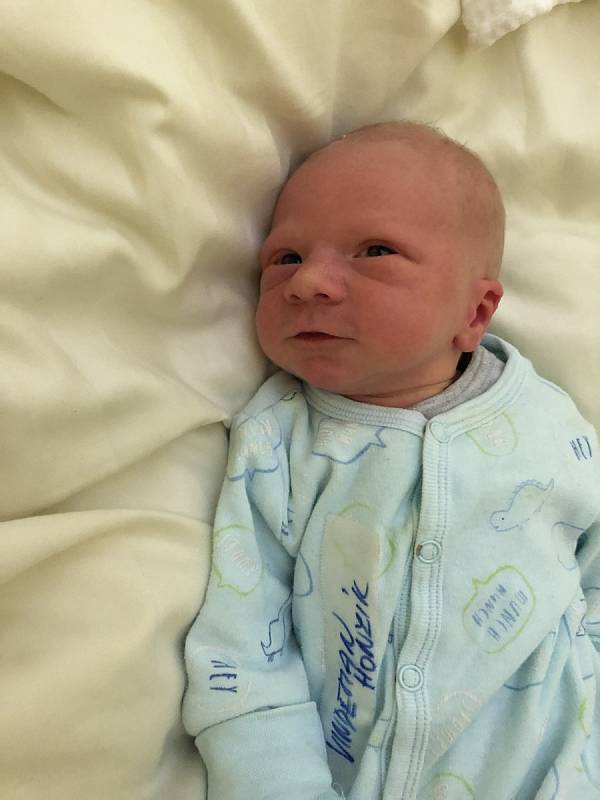 Honzík Vindeman se Petře a Jakubovi narodil v benešovské nemocnici 8. září 2022 ve 22.06 hodin, vážil 2790 gramů. Bydlištěm rodiny je Vlašim.