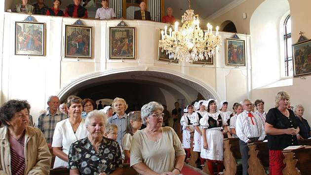 Vranov je obcí, která má opravdu čilý společenský život. Odehrává se i v kostele sv. Václava. Tamní varhany se dočkají rekonstrukce, k níž pomůže i veřejná sbírka. 