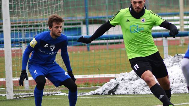 Fotbalisté Vlašimi porazili třetiligové Litoměřicko a napravili tak potupnou porážku od juniorky Slavie. 