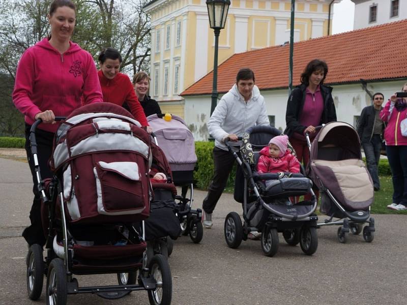 Cílem soutěže je motivovat rodiče na mateřské dovolené k pravidelnému pohybu se svými dětmi, i když jsou teprve v kočárku.