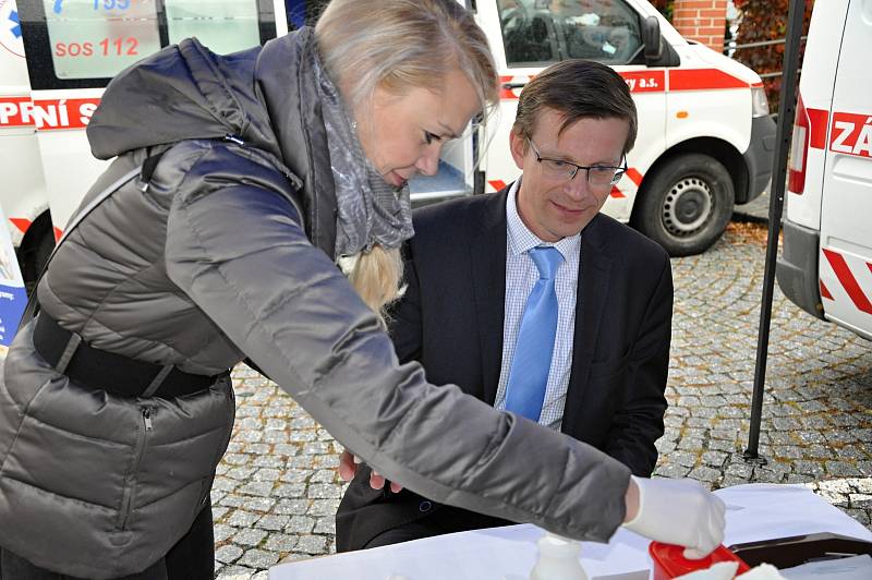 ORL mobilní ordinaci v sanitním voze navštívilo více jak třicet pacientů.