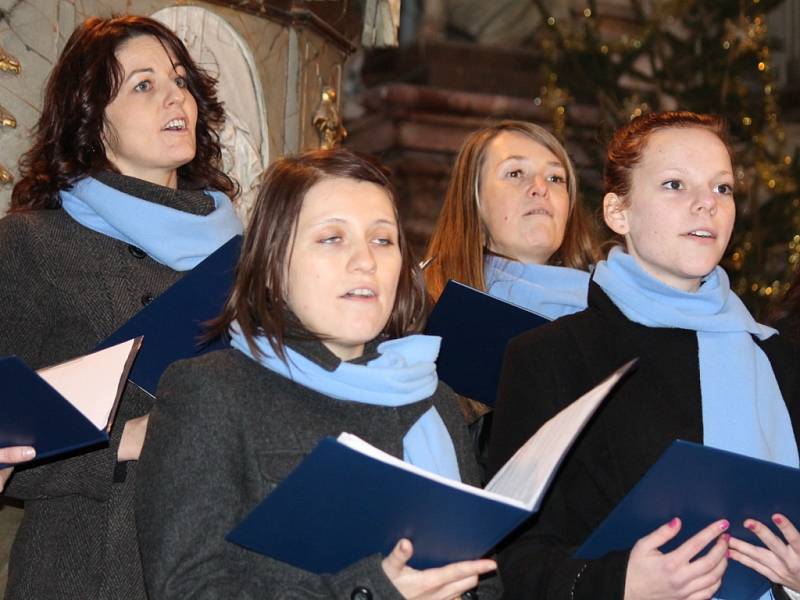 Tříkrálový koncert zakončil letošní Tříkrálovou sbírku.