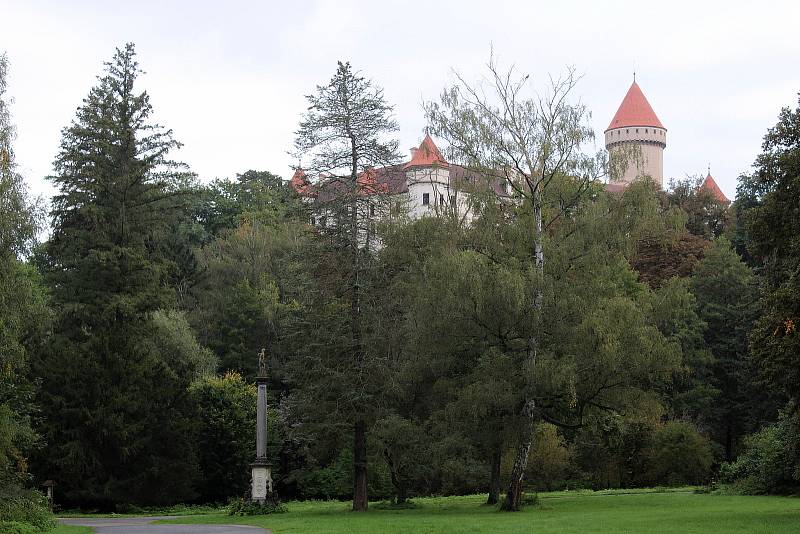 Zámecký park na Konopišti na konci léta roku 2022.