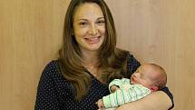 Mikuláš se narodil manželům Janě a Milanu Gabrielovým ve čtvrtek 6. prosince 2018 v 0.16 hodin. Po porodu vážil 3970 gramů a 52 centimetrů. Tříletý bratr Ondřej na něj čeká doma v Čakovicích.