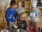 Dětské vaření ve školce MiniSvět v Mrači.