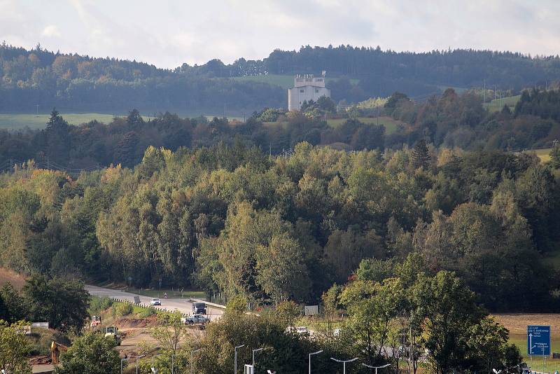 Z výstavby obchvatu Olbramovic, přeložky silnice I/3.