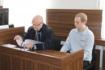 Soud s Milanem Musilem, který za úmyslný a další nedbalostní trestný čin odešel od Okresního soudu Benešov s šestiletým nepodmíněným trestem. Rozsudek zatím není pravomocný.