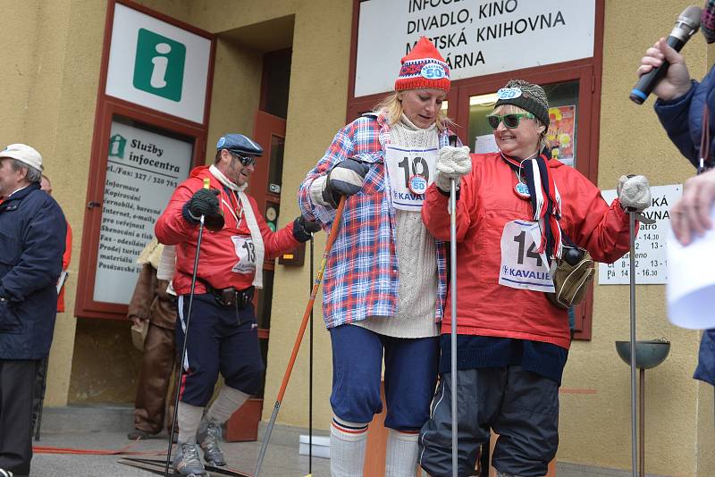 Masopustní maškarní průvod odstartoval v neděli 3. března od Kláštera v Sázavě, aby za zvuku živé muziky zakrátko dorazil na místní náměstí.