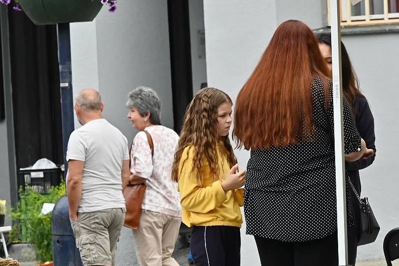 Ze druhých farmářských trhů na Masarykově náměstí v Benešově.