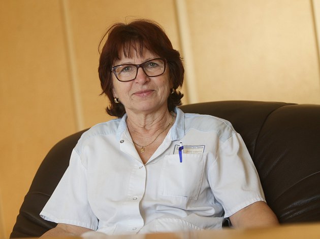 Marie Křížová, staniční sestra v Rehabilitačním ústavu v Kladrubech.
