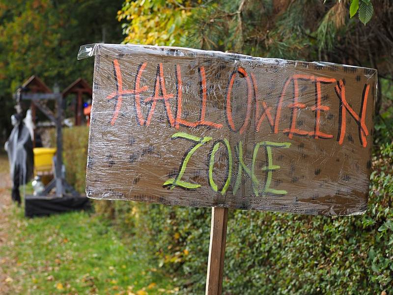 Halloween u choceradského chataře.