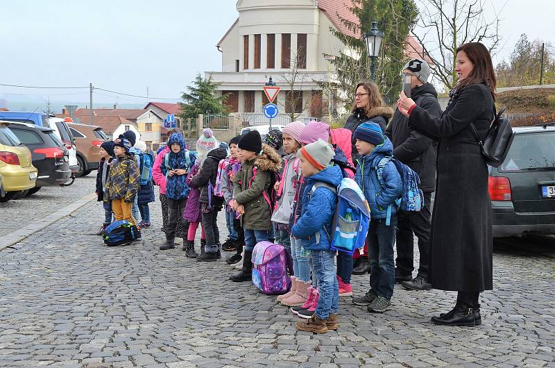 Pieta u Památníku padlým ve Vlašimi.