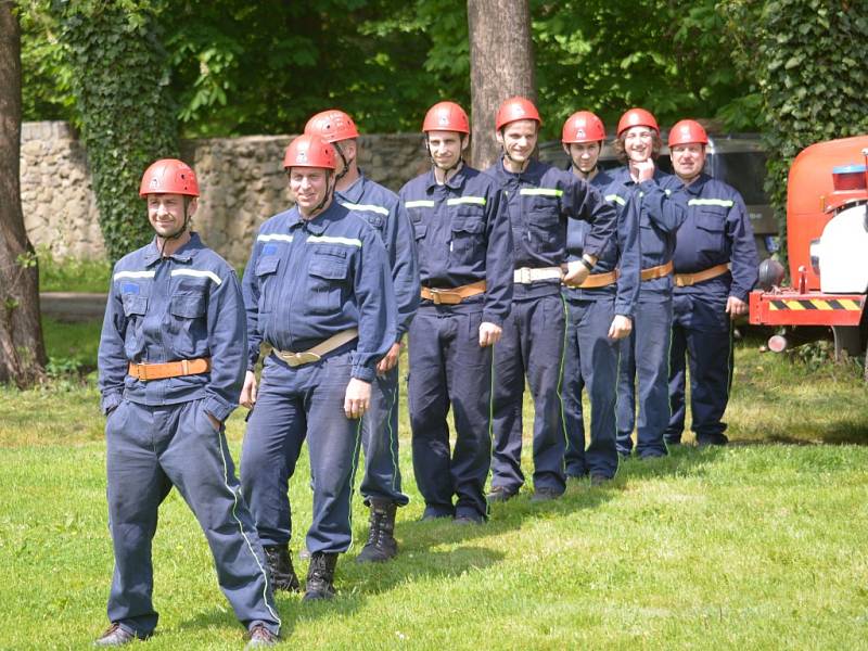 Součástí oslav 105. výročí založení SDH v Jablonné nad Vltavou bylo zasazení dvou lip, slavnostní otevření nové zbrojnice  a základní kolo hasičské soutěže v požárním sportu. 