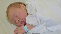 Jakub Černý se narodil v benešovské porodnici 3. listopadu 2021 ve 4:55 hodin s váhou 3800 g. Doma v Mlýnech se z miminka radují rodiče Tereza a Tomáš.