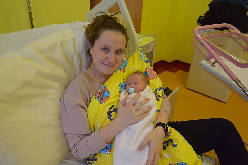 Eliška Kučerová se Michaele Knorrové a Jiřímu Kučerovi narodila v benešovské nemocnici 13. ledna 2022 ve 14.31 hodin, vážila 2920 gramů. Bydlištěm rodiny jsou Podělusy, kde na ni čekal bratr Jiřík (2).
