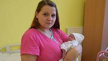 Emma Skrypnuk se manželům Varuně a Oleksandrovi narodila v benešovské nemocnici 25. dubna 2022 v 7.10 hodin, vážila 2890 gramů. Doma ve Vlašimi na ni čekal bratr Máťo (3).