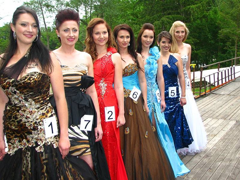 Finále Miss hasička Středočeského kraje 2015 ze zákulisí od poslední zkoušky po vyhlášení.