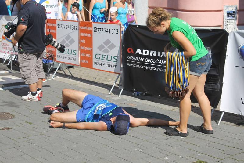 vyvrcholení Benešovského běžeckého festivalu, Benešovská desítka.