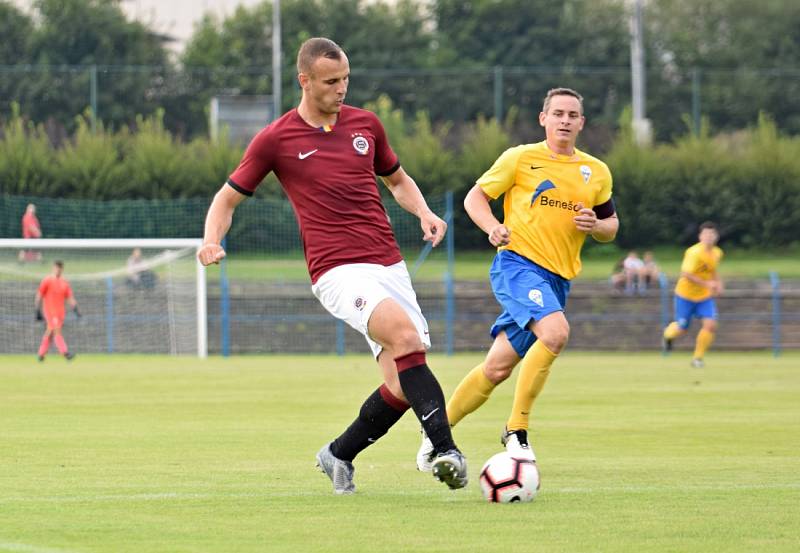 FORTUNA:ČFL a svátek v Benešově, který hostil béčko Sparty. Prohrál na penalty.