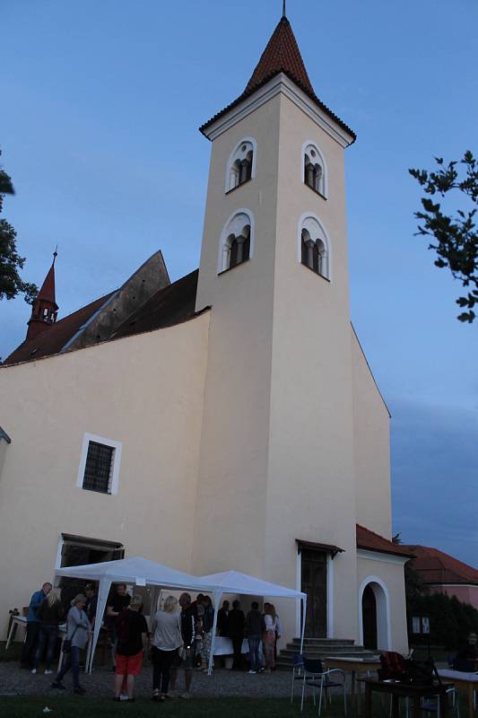 Koncert Hradišťanu a Jiřího Pavlici zahájil Načeradecké hudební léto.