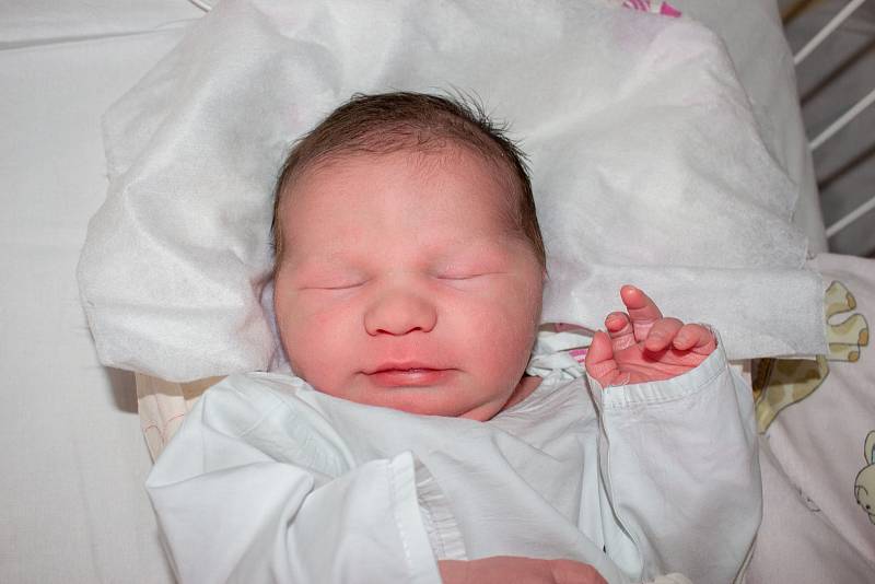 BARBORA ŠMÍDOVÁ, KLADNO. Narodila se 13. října 2020. Po porodu vážila 3,4 kg a měřila 50 cm. Rodiče jsou Ester Šmídová a Jaroslav Šmíd. (porodnice Kladno)