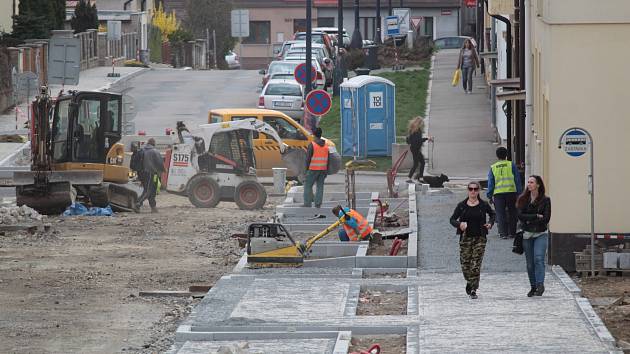 Rekonstrukce Zapovy ulice v Benešově v pátek 5. dubna 2019.