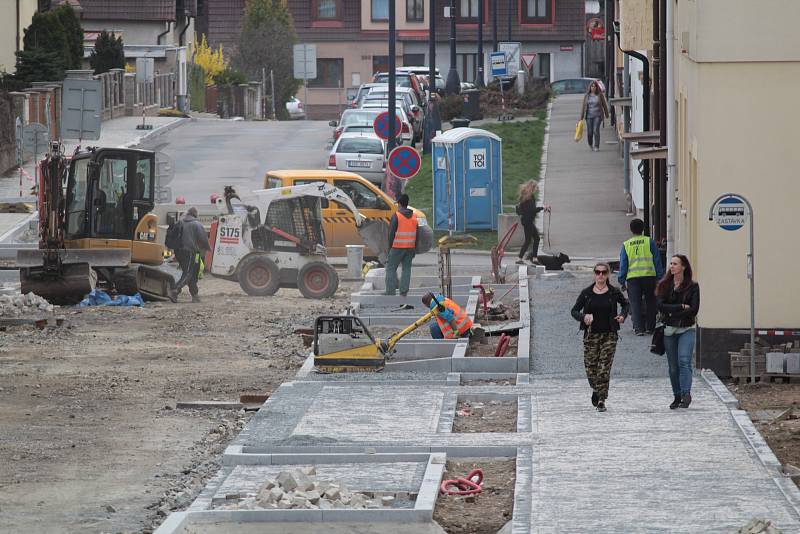 Rekonstrukce Zapovy ulice v Benešově v pátek 5. dubna 2019.