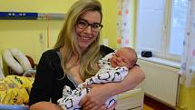 Kristián Halecký se manželům Monice a Lukášovi narodil v benešovské nemocnici 14. listopadu 2022 v 15.44 hodin, vážil 3630 gramů. Doma v Říčanech na něj čekala dvouletá sestřička Laura.