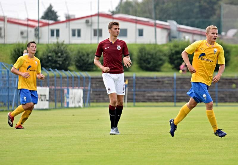 FORTUNA:ČFL a svátek v Benešově, který hostil béčko Sparty. Prohrál na penalty.