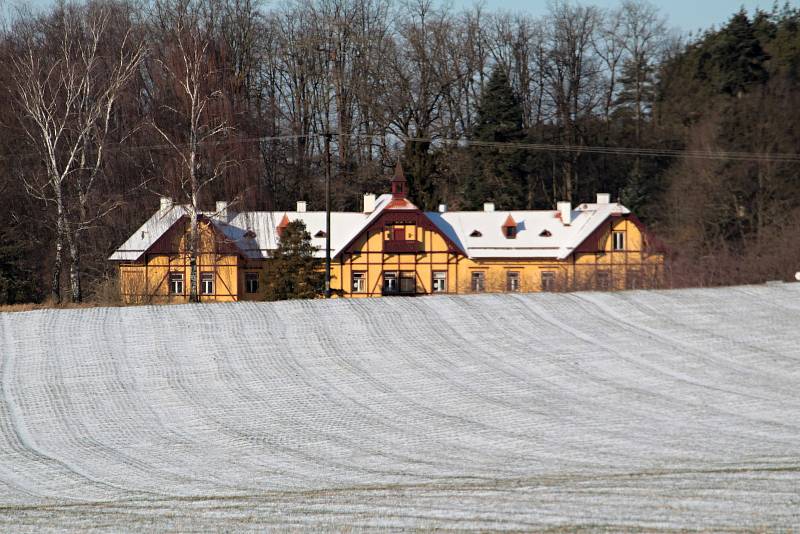 Sněhová pokrývka v Benešově a okolí v pátek 21. ledna 2022 dopoledne.