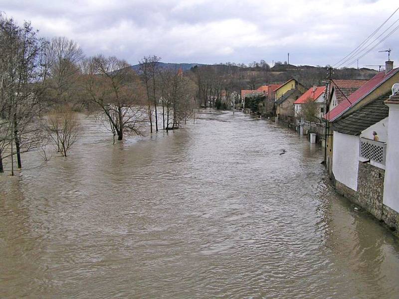 Povodeň v Poříčí nad Sázavou 29. března 2006.