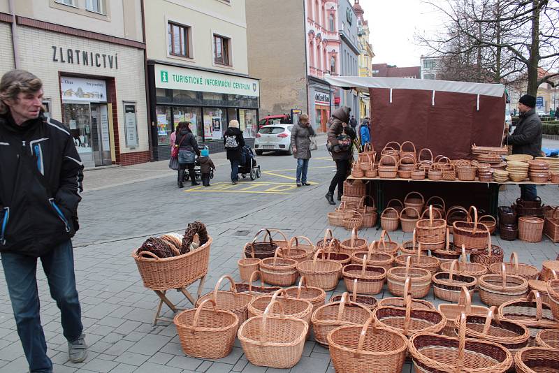 Velikonoční jarmárek v Benešově.