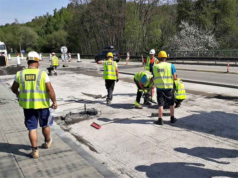 Rekonstrukce mostu na silnici I/3 na okraji Votic.