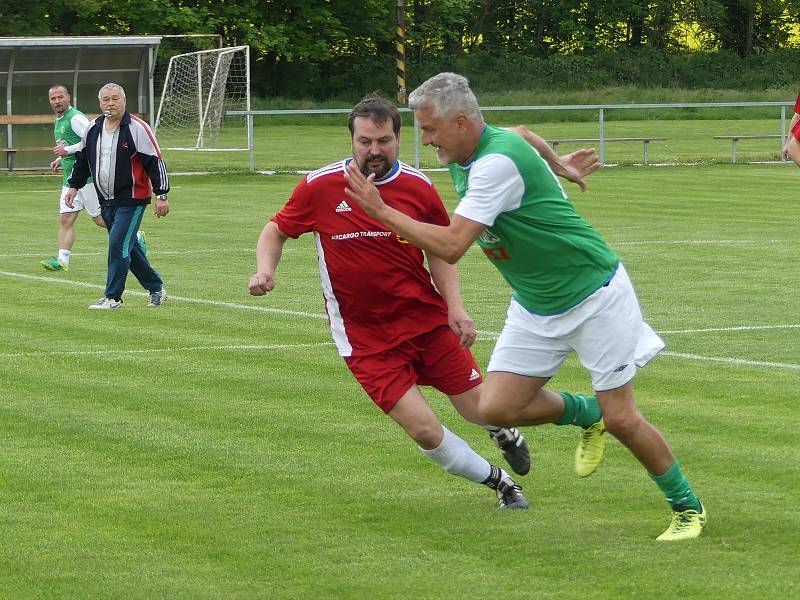 V Nespekách se v první zápase po vynucené koronavirové pauze představily v souboji starých gard legendy Bohemians Praha 1905.