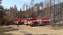 Pomoc středočeských hasičů při hašení požárů v Národním parku České Švýcarsko.