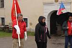 Prapor Vlasteneckého spolku pokřtil louňovický farář, slavnostního aktu se zúčastnily i zdejší ženy v krojích.