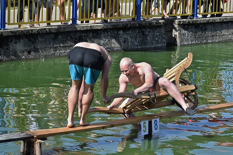 Water cup - přejezd přes rybník v Řimovicích.